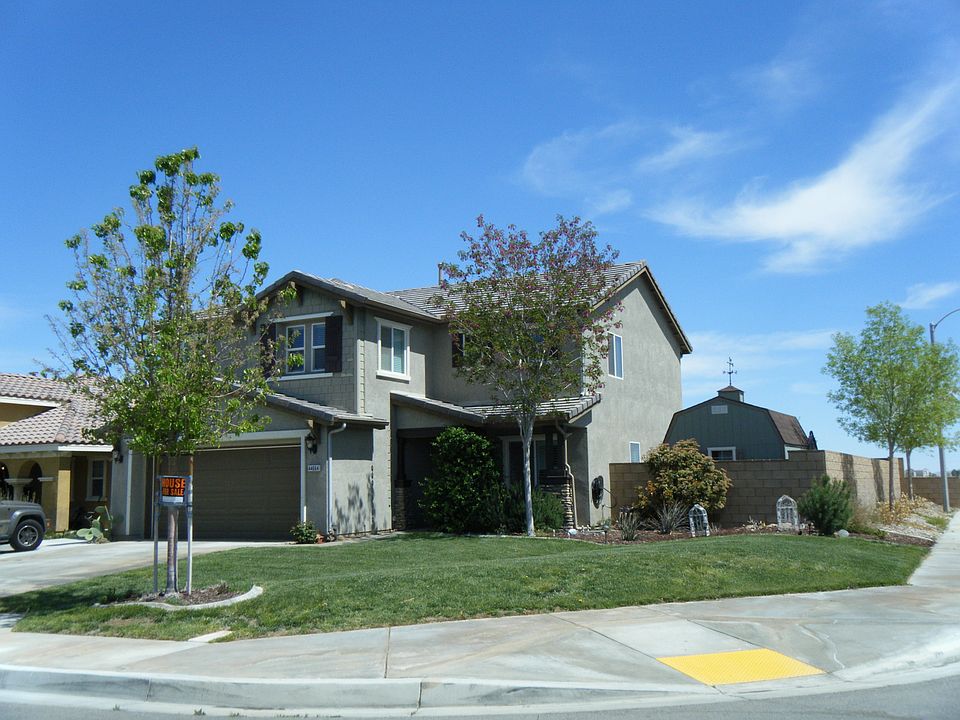 House on Corner Lot