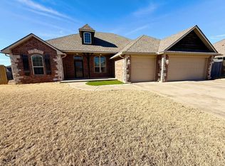 620 Summit Crest Ln, Norman, OK 73071