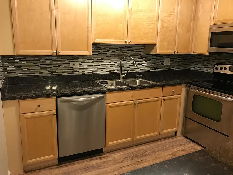 508 E Spruce Dr #3A — Photo 2