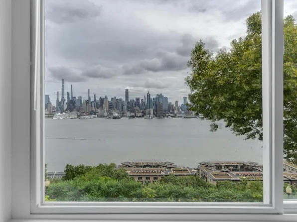 (undisclosed Address), Weehawken, NJ 07086