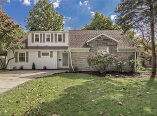 23350 Wimbledon Rd, Shaker Heights, OH 44122