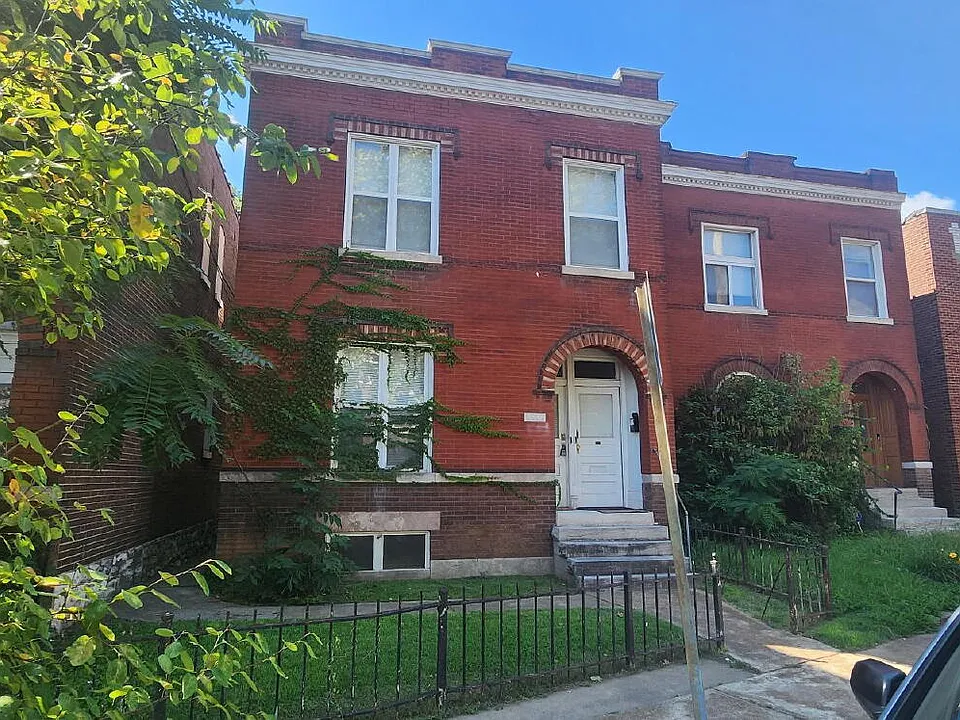 4545 Virginia Ave #2F