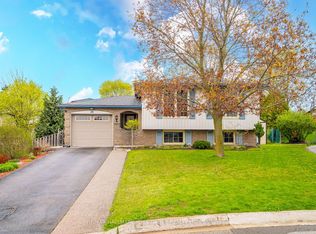 28 Rudi Ct, Cambridge, ON N3C 3B5