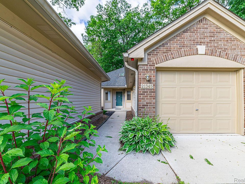 1st image of 21345 Boxwood Ct