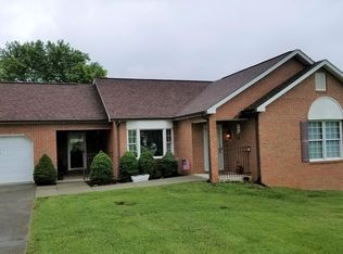 30 Hilltop Dr, Rocky Mount, VA 24151