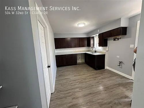 504 W 32nd St #2R Photo 1