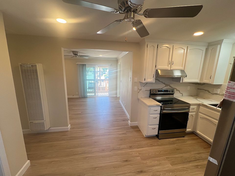1st image of 17775 Park Way #1