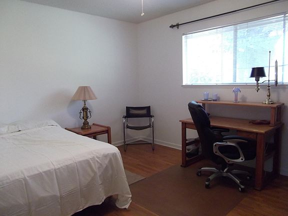 445 Maravilla Drive Bed Room 3