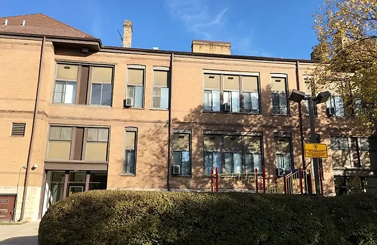 260 Center St — Photo 5