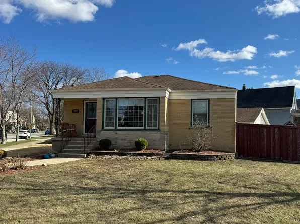 (undisclosed Address), Brookfield, IL 60513
