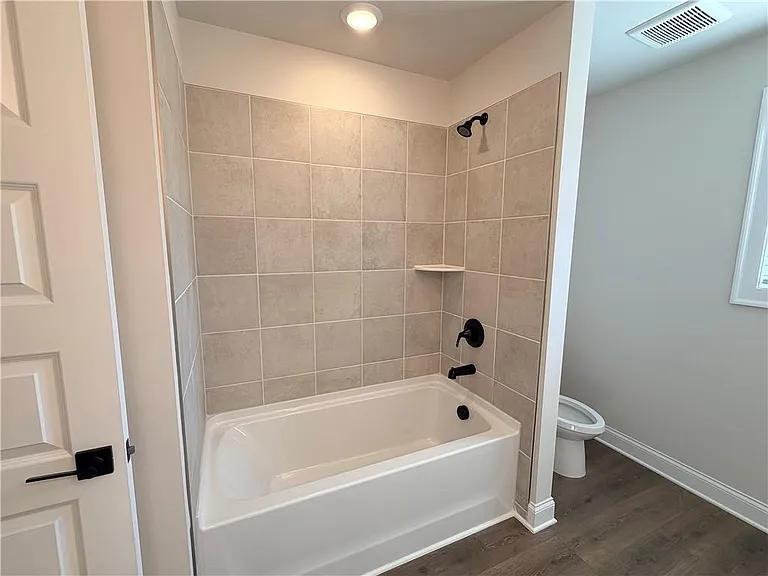 2838 Sweet Red Cir — Photo 13