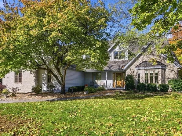 N25W26469 Fox Den COURT, Pewaukee, WI 53072