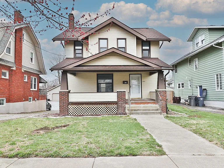 343 S Charles St — Photo 37