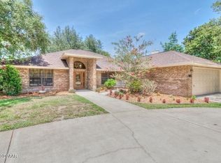 16 Lake Vista Way, Ormond Beach, FL 32174