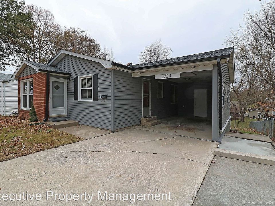 1724 Dunklin St, Cape Girardeau, MO 63701 Zillow