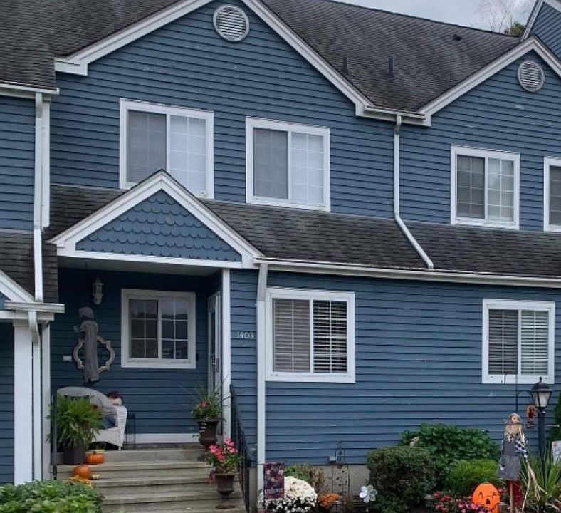 1st image of 1403 Brentwood Drive