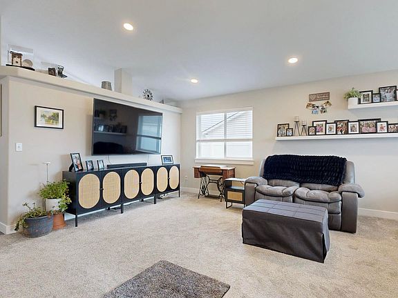 2nd image of 7823 Rush Creek Dr