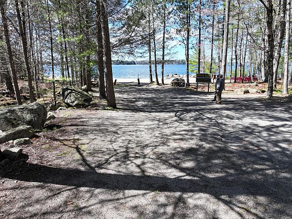 5th image of 158 Hearthside Road