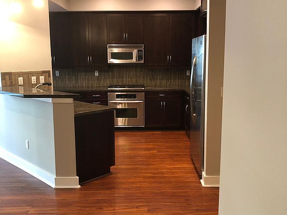 2nd image of 395 E 4th St Unit 33