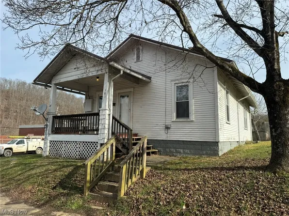 101 Jarvis St, Grantsville, WV 26147