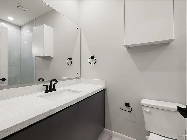 3302 Whetstone Ave #1 — Photo 16