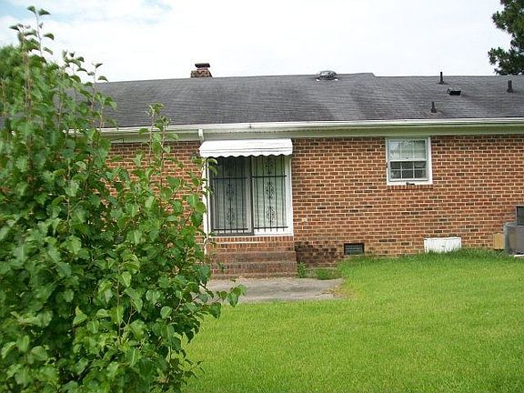 2nd image of 2117 Silver Leaf Rd SW