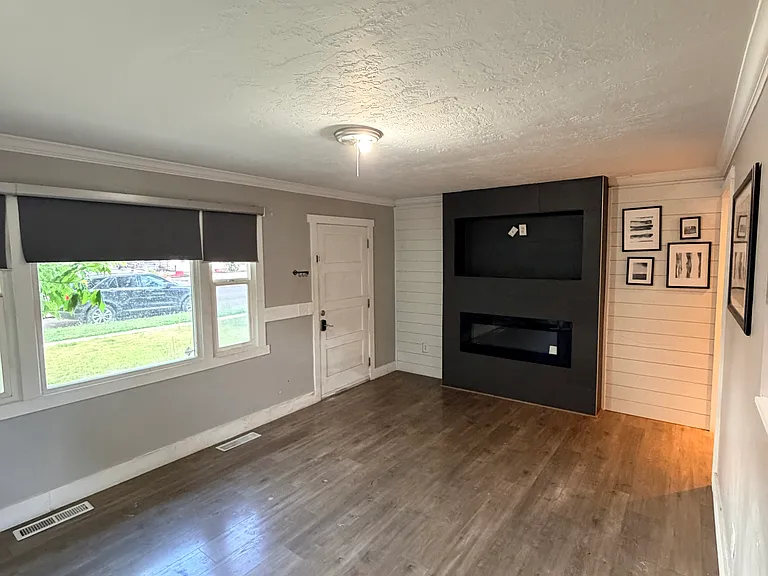 867 W Fayette Ave — Photo 9