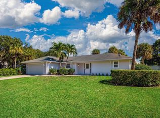 990 Windsong Way, Vero Beach, FL 32963