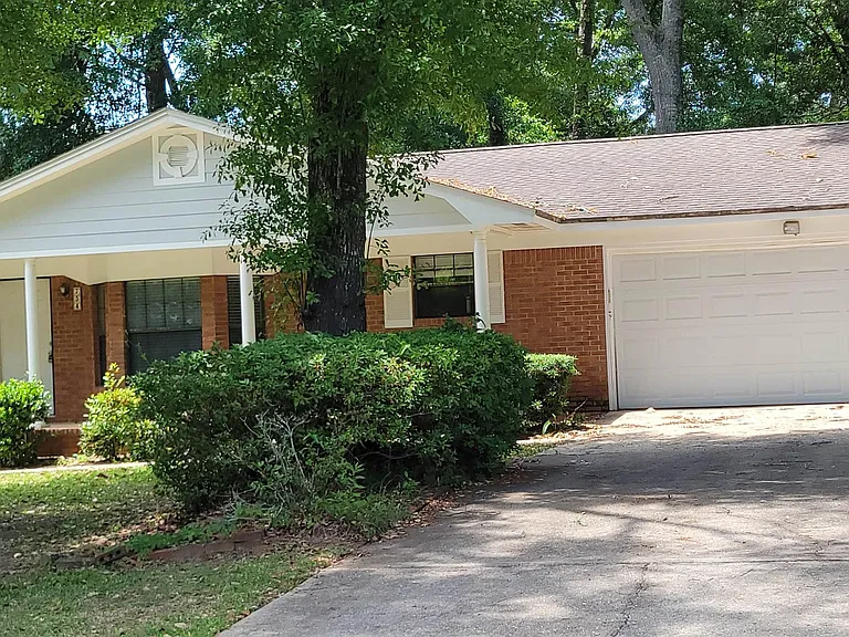 754 Silver Maple Dr — Photo 1