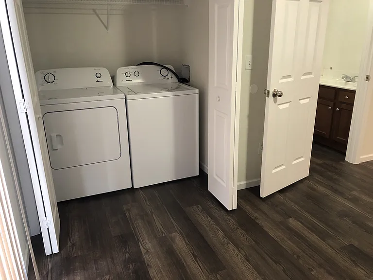 2539 Vienna Rd — Photo 4