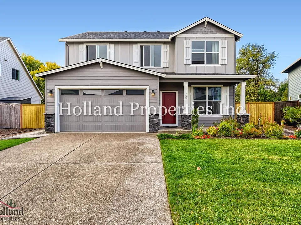 1755 S Quartz Dr