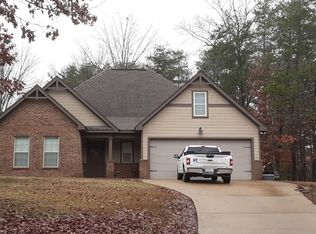 3409 Lone Oak Ln, Hueytown, AL 35023