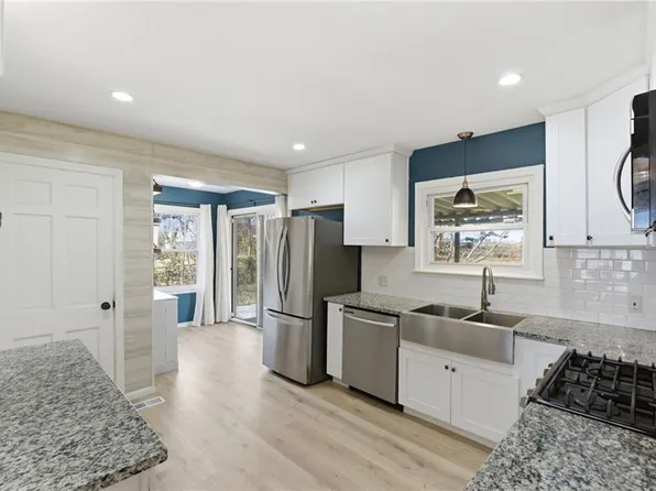 1618 E 75th Ter, Kansas City, MO 64131