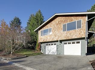 5820 NE 196th St, Kenmore, WA 98028