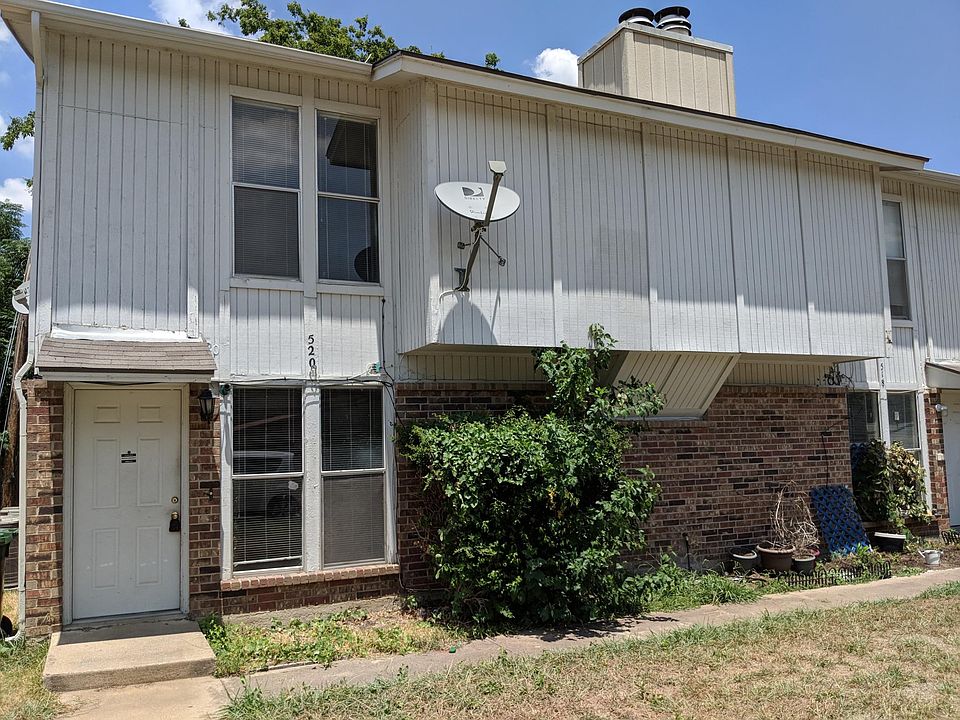 1st image of 520 Norwood Cir E