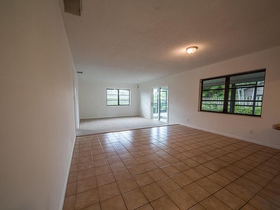 Dining Room/Living Room