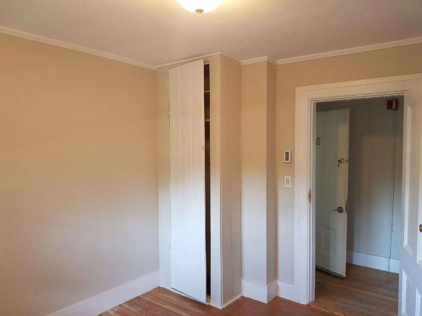2 bed, $1,900 — Photo 4