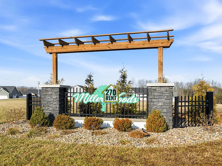 15 Paislynne Ct — Photo 4