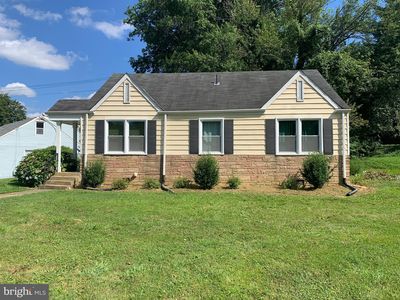 6937 Regent Ln, Falls Church, VA, 22042
