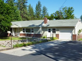 431 Dewitt Park Rd, Yreka, CA 96097