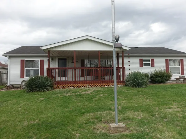 988 Sunset Ln, Seymour, IN 47274