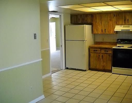 5th image of 100 Nob Hill Cir