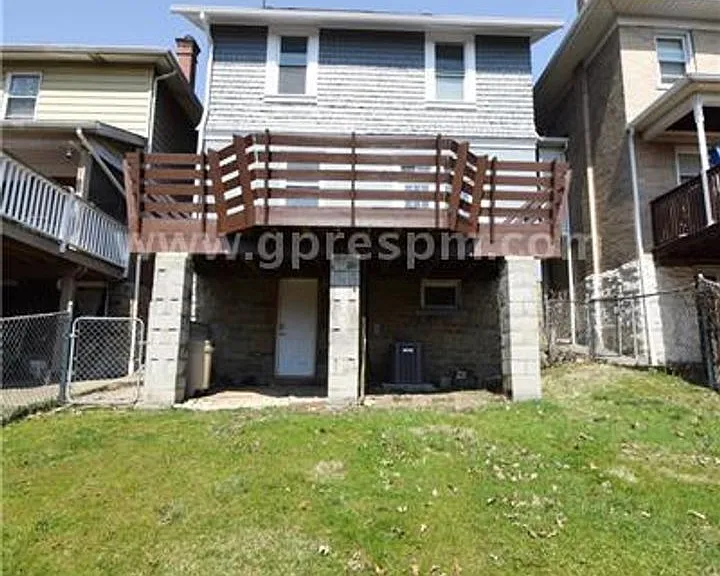 3235 Gaylord Ave — Photo 17