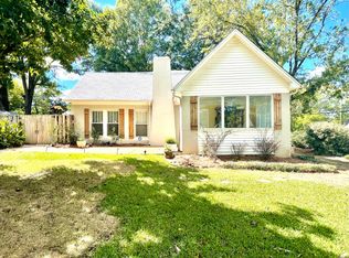 185 W Oxford St, Pontotoc, MS 38863