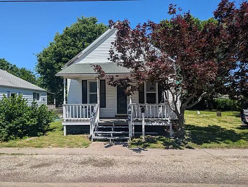 208 Sherman St Photo 1