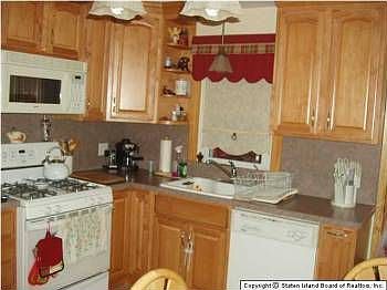 2nd image of 153 Corbin Ave