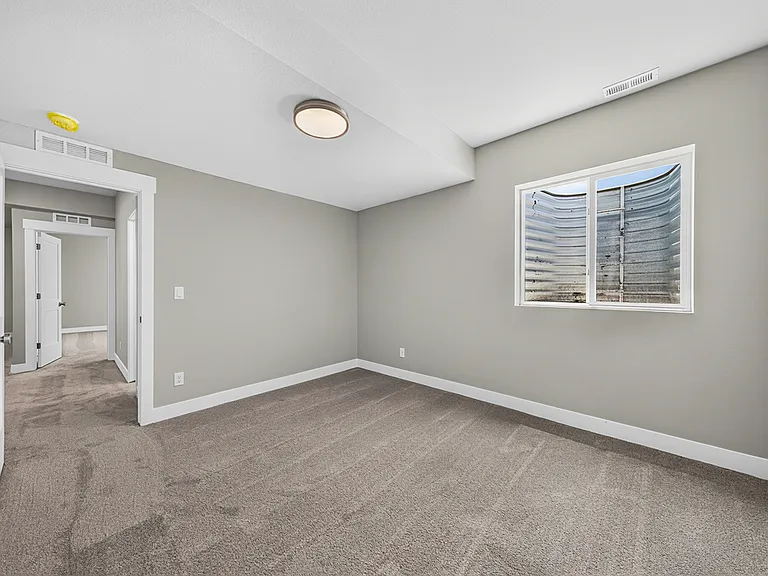 10207 Waterton Canyon Way — Photo 40
