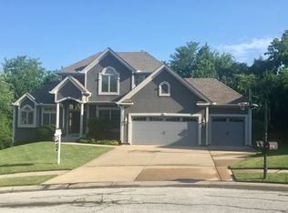 14310 NW 66th Ct, Parkville, MO 64152