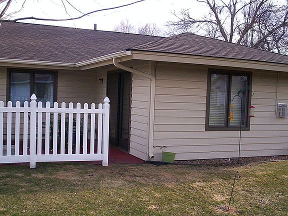 3rd image of 2620 15th St N