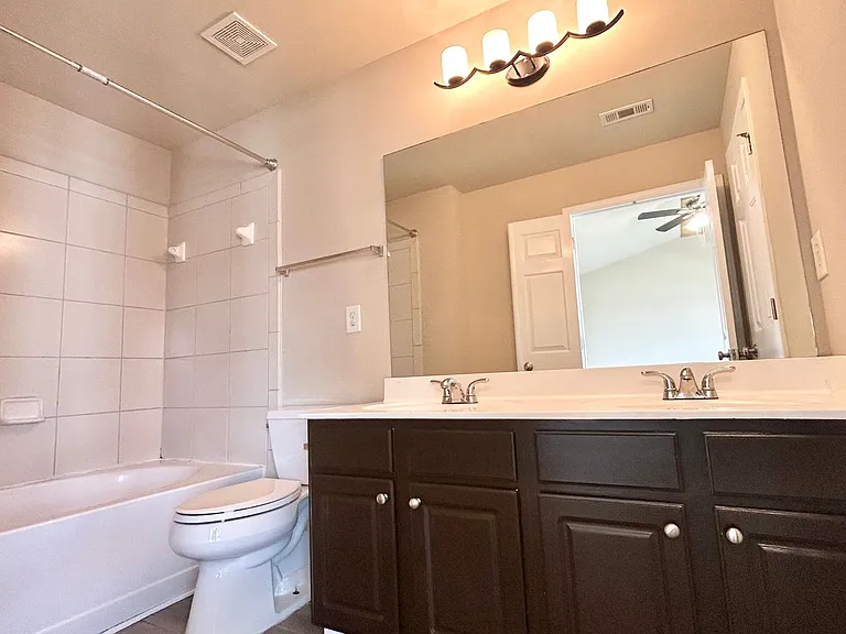 933 Prestwyck Ct — Photo 14